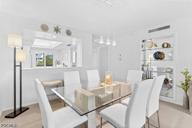 979 E Gulf DR D-462, Sanibel, FL 33957