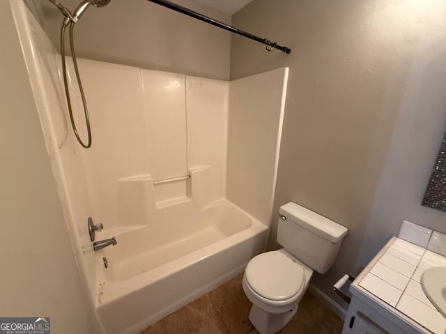 125 Shadow Pond Road, Dublin, GA 31021