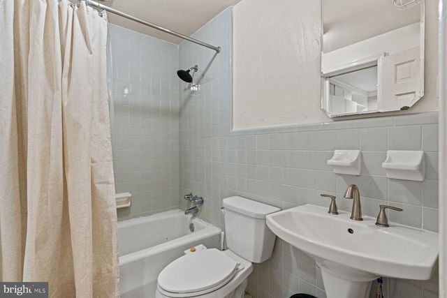 618 RODMAN STREET, Philadelphia, PA 19147
