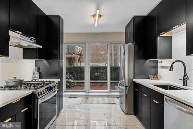 618 RODMAN STREET, Philadelphia, PA 19147