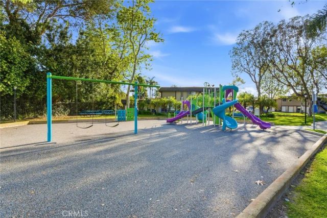 26247 Via Roble 20, Mission Viejo, CA 92691