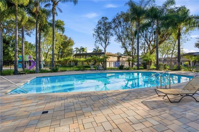 26247 Via Roble 20, Mission Viejo, CA 92691