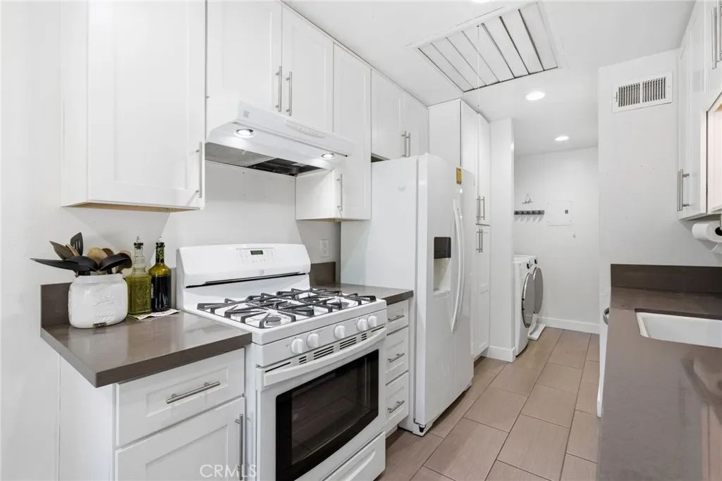 26247 Via Roble 20, Mission Viejo, CA 92691