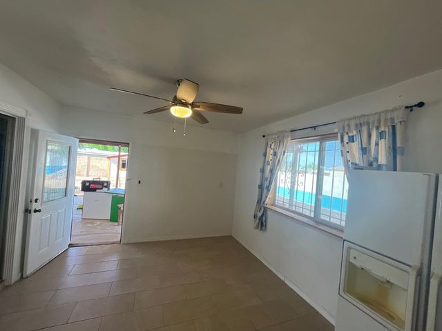 2714 W Ellis Drive, Tempe, AZ 85282