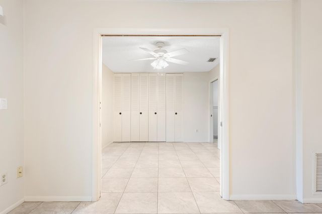 5725 FERNLEY Drive E 47, West Palm Beach, FL 33415