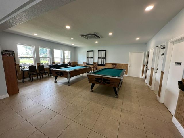 5725 FERNLEY Drive E 47, West Palm Beach, FL 33415