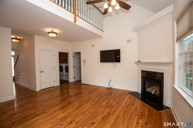 2 Riverwalk, Branford, CT 06405