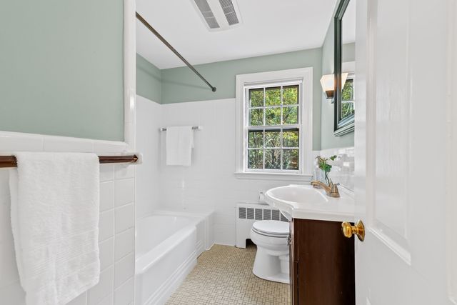 16 Happy Hollow Road, Wayland, MA 01778