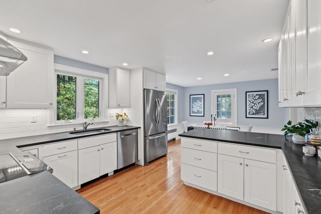 16 Happy Hollow Road, Wayland, MA 01778