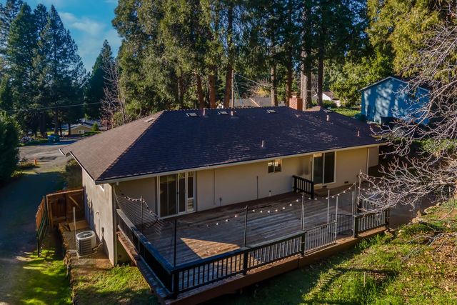 2893 Prouty Ln, Camino, CA 95709