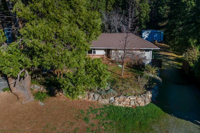 2893 Prouty Ln, Camino, CA 95709