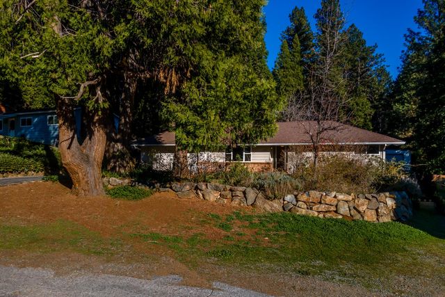 2893 Prouty Ln, Camino, CA 95709