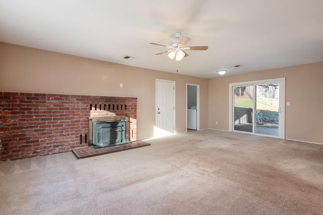 2893 Prouty Ln, Camino, CA 95709