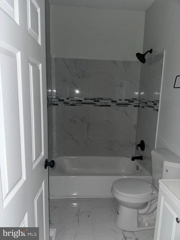 3218 FREDERICK AVE, Baltimore, MD 21229