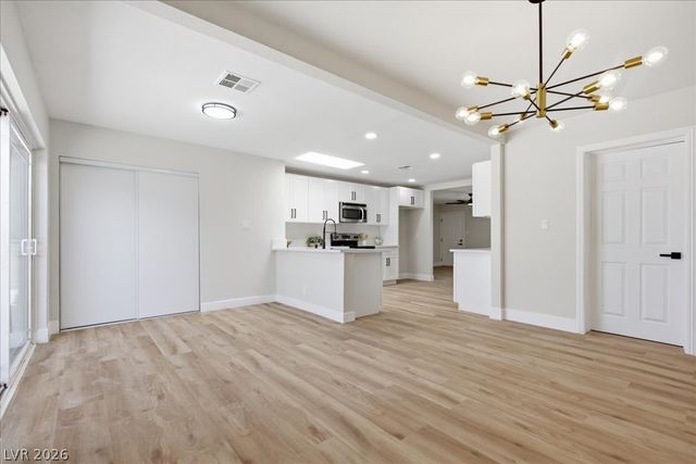 1705 Cedar Avenue, Las Vegas, NV 89101