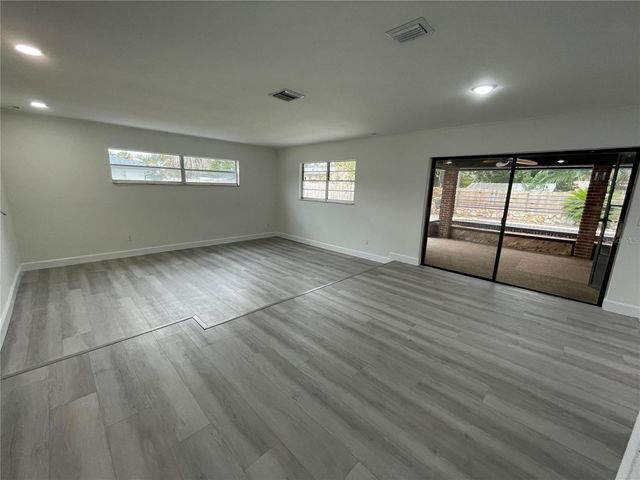 517 HICKORYWOOD AVENUE, Altamonte Springs, FL 32714