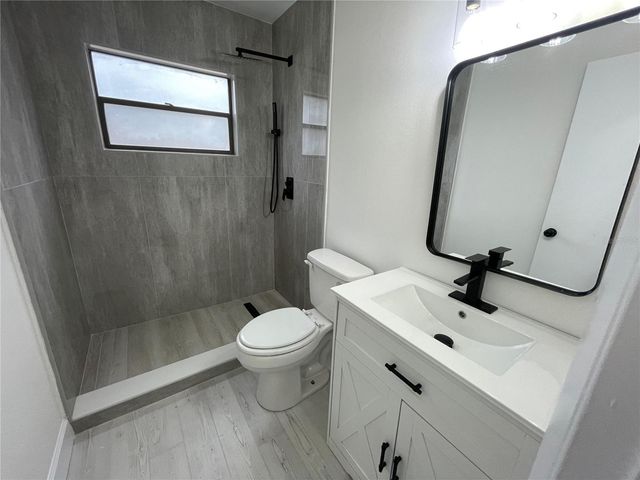 517 HICKORYWOOD AVENUE, Altamonte Springs, FL 32714