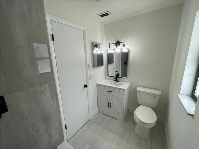 517 HICKORYWOOD AVENUE, Altamonte Springs, FL 32714