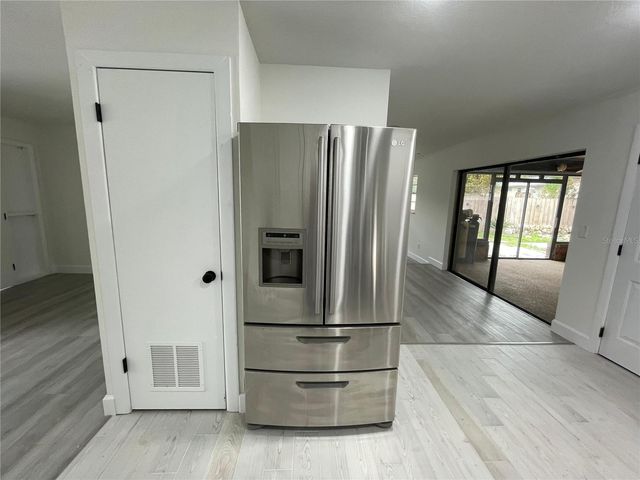 517 HICKORYWOOD AVENUE, Altamonte Springs, FL 32714