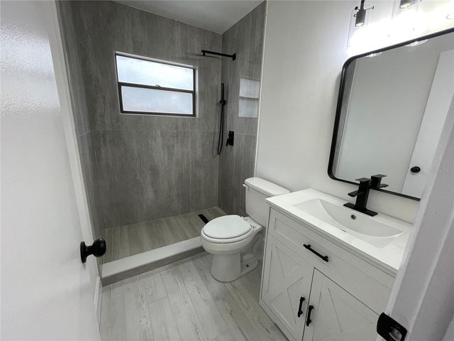 517 HICKORYWOOD AVENUE, Altamonte Springs, FL 32714