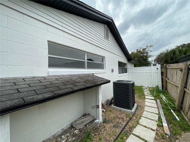 517 HICKORYWOOD AVENUE, Altamonte Springs, FL 32714