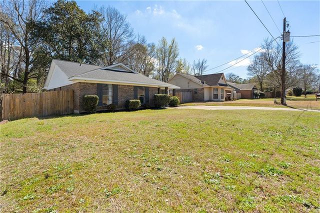 801 Copperfield E Drive, Mobile, AL 36608