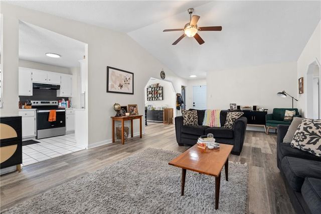 801 Copperfield E Drive, Mobile, AL 36608