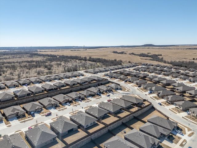 3816 Canyon Verde Lane, Denton, TX 76226