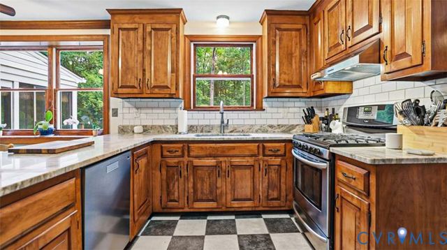 6229 Fire Ln, Mechanicsville, VA 23116