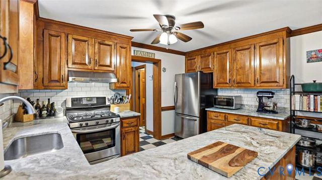 6229 Fire Ln, Mechanicsville, VA 23116