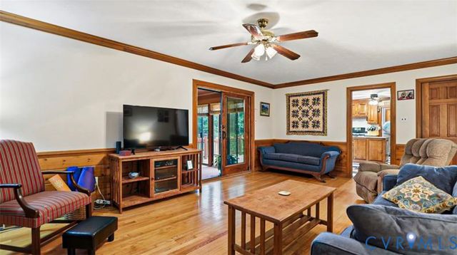 6229 Fire Ln, Mechanicsville, VA 23116