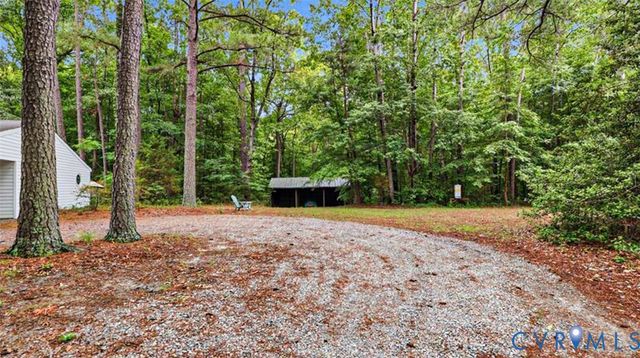 6229 Fire Ln, Mechanicsville, VA 23116