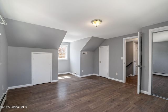 14 Hemlock Lane, Albany, NY 12208