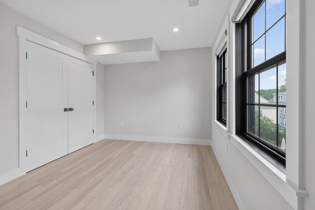 11B Lowell St, Arlington, MA 02476