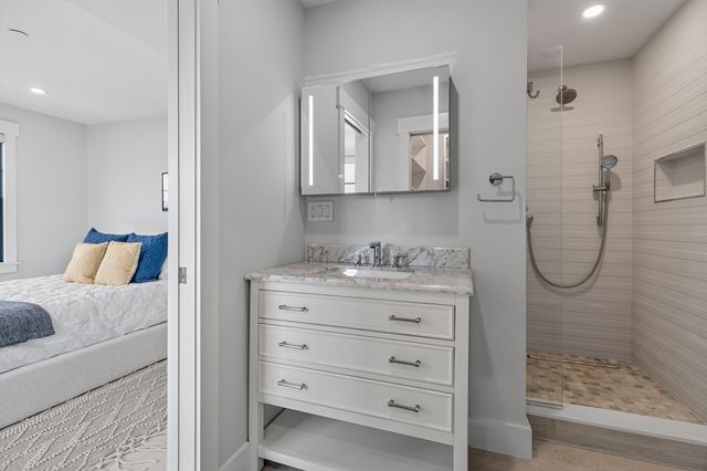 11B Lowell St, Arlington, MA 02476