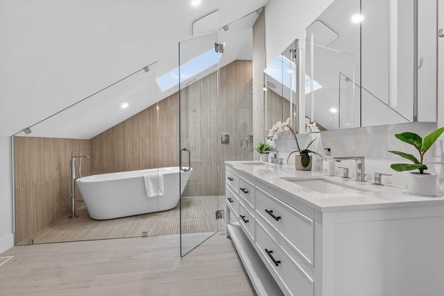 11B Lowell St, Arlington, MA 02476