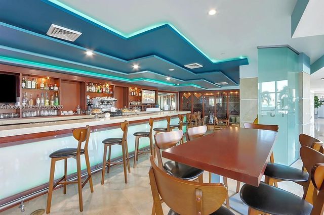 18683 Collins Avenue 2006, Sunny Isles Beach, FL 33160