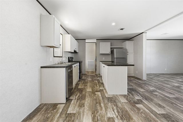 8551 ELECTRA AVENUE, Brooksville, FL 34613