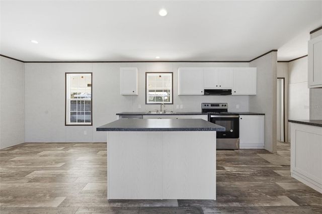 8551 ELECTRA AVENUE, Brooksville, FL 34613