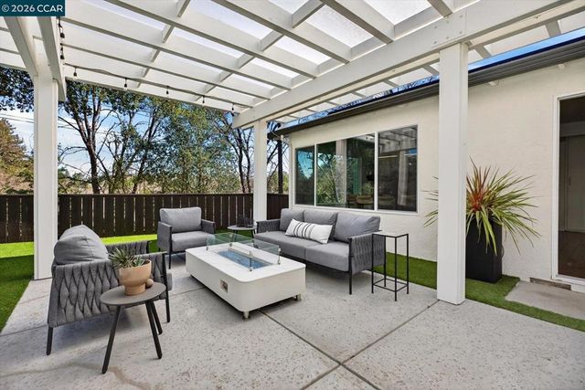 1816 1816 Meadow Ln, Walnut Creek, CA 94595