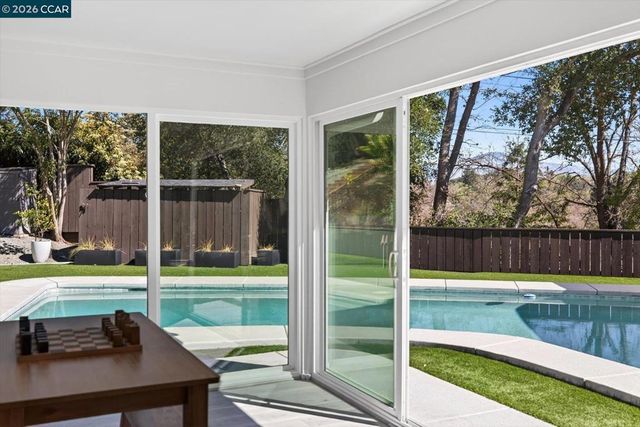 1816 1816 Meadow Ln, Walnut Creek, CA 94595