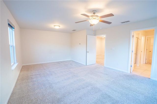 1060 Sunny Lake Drive, Lawrenceville, GA 30043