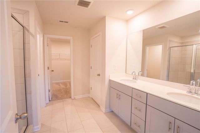 1060 Sunny Lake Drive, Lawrenceville, GA 30043