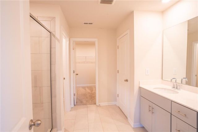 1060 Sunny Lake Drive, Lawrenceville, GA 30043