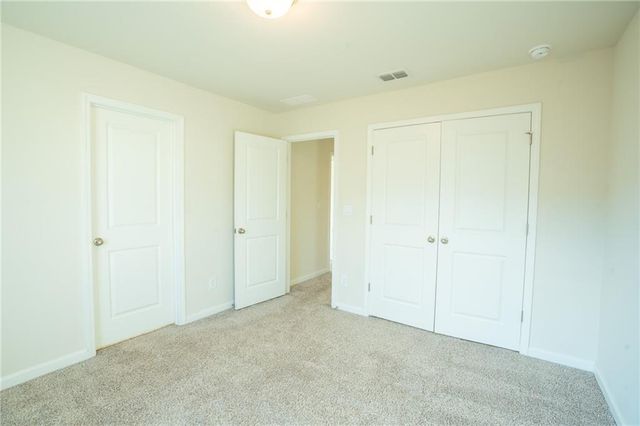 1060 Sunny Lake Drive, Lawrenceville, GA 30043