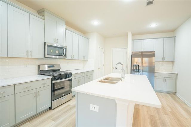 1060 Sunny Lake Drive, Lawrenceville, GA 30043