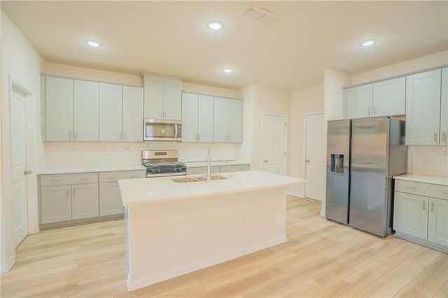 1060 Sunny Lake Drive, Lawrenceville, GA 30043