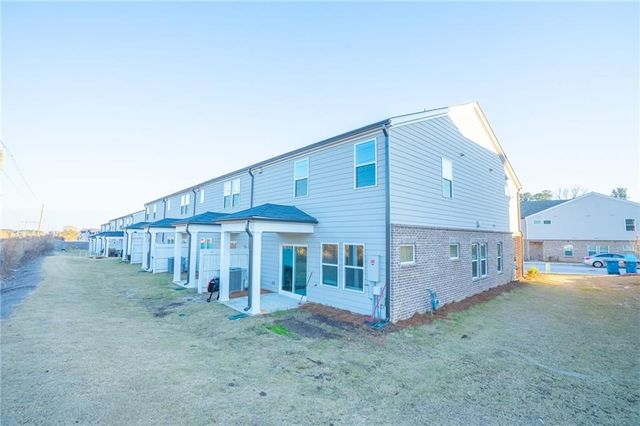 1060 Sunny Lake Drive, Lawrenceville, GA 30043