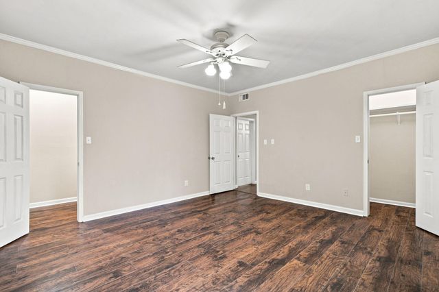 5711 Sugar Hill Drive 5, Houston, TX 77057