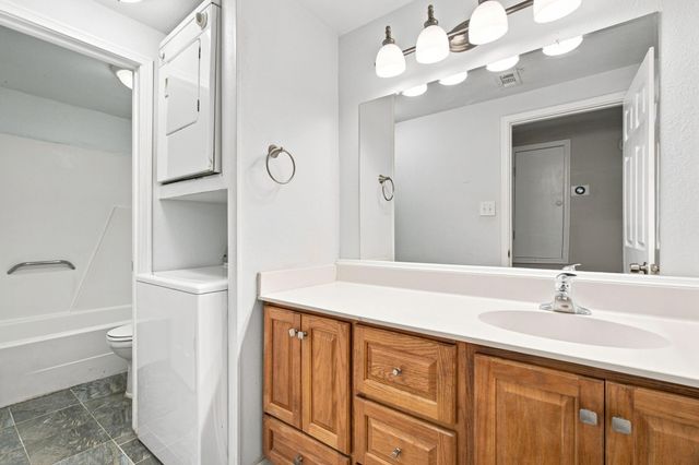 5711 Sugar Hill Drive 5, Houston, TX 77057